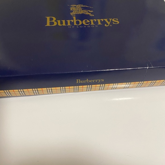burberry towel set - Picture 5 of 5